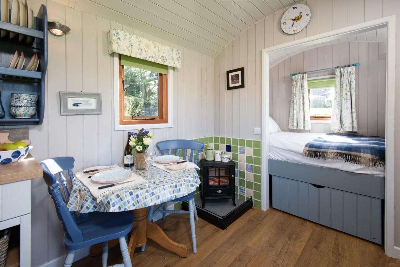 Teasel Shepherd'S Hut Berwick Upon Tweed Exterior photo